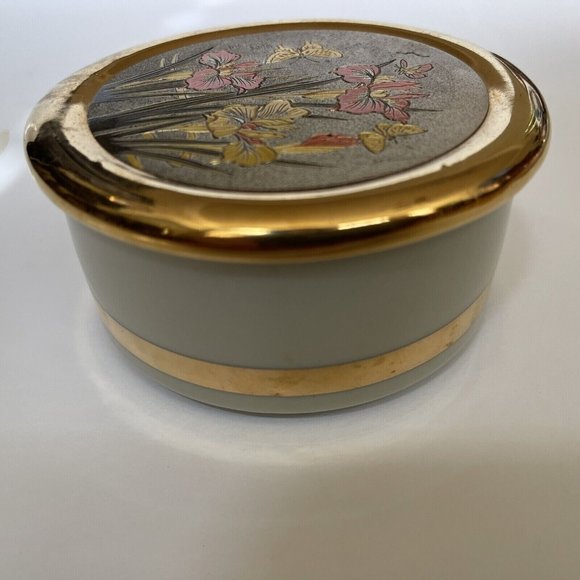 The Art Of Chokin Decorative Trinket Box 24K Gold Edge Butterfly & Iris Flowers - Picture 10 of 12